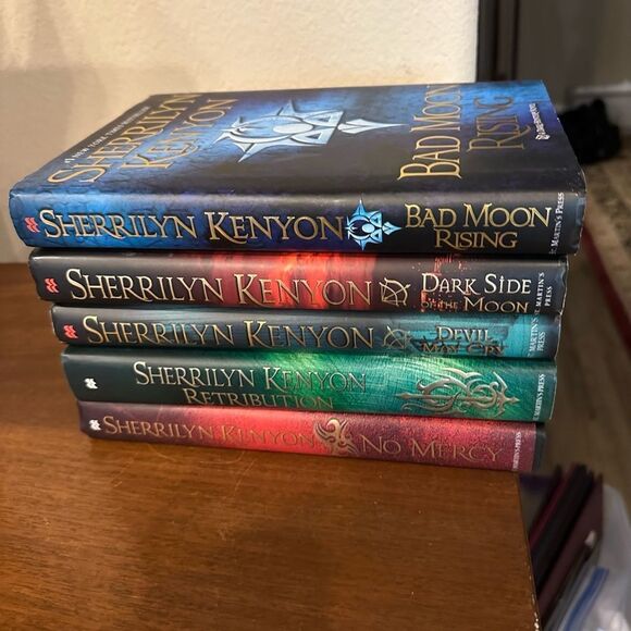 Dark Side of the Moon Book 9 by Sherrilyn Kenyon - Picture 7 of 9